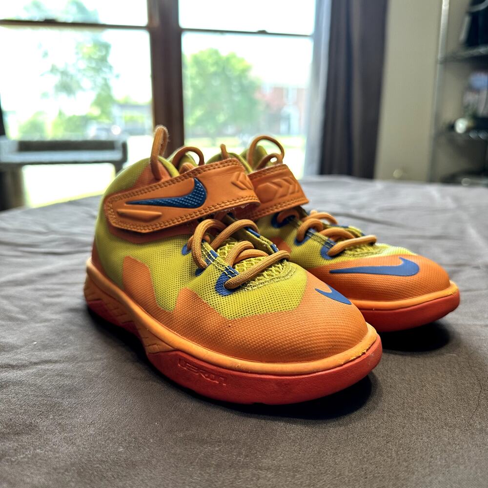 Nike Lebron Zoom Soldier VIII High Top Sneakers 12C